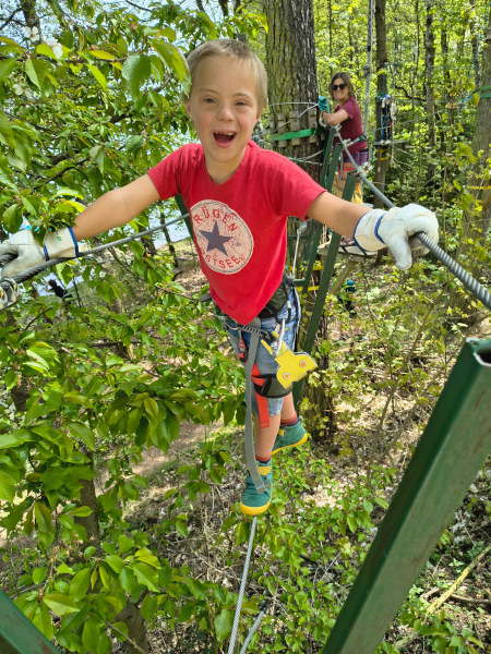 Rufus im Kletterwald